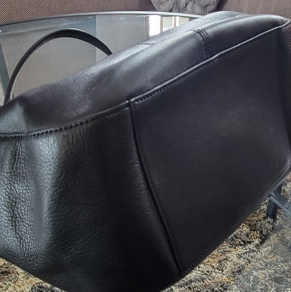 Vince Camuto leather satchel handbag - Picture 4 of 14